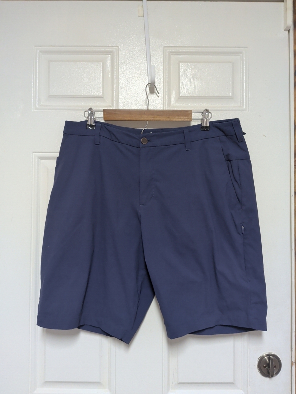 Lululemon Commission Golf Shorts Mens 36 Blue Chino Performance Stretch